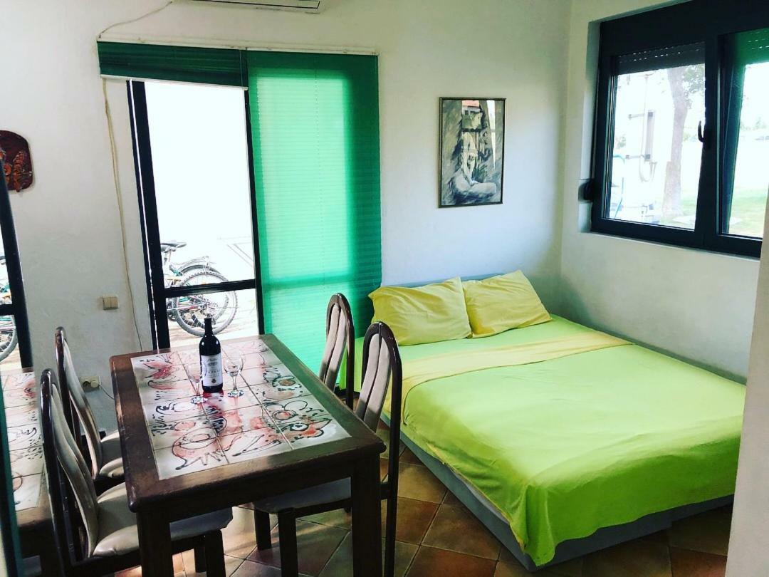 Apartments Afrodita Bar Ngoại thất bức ảnh